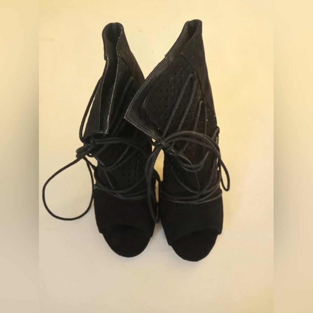 M & L Stilettos  Shoes